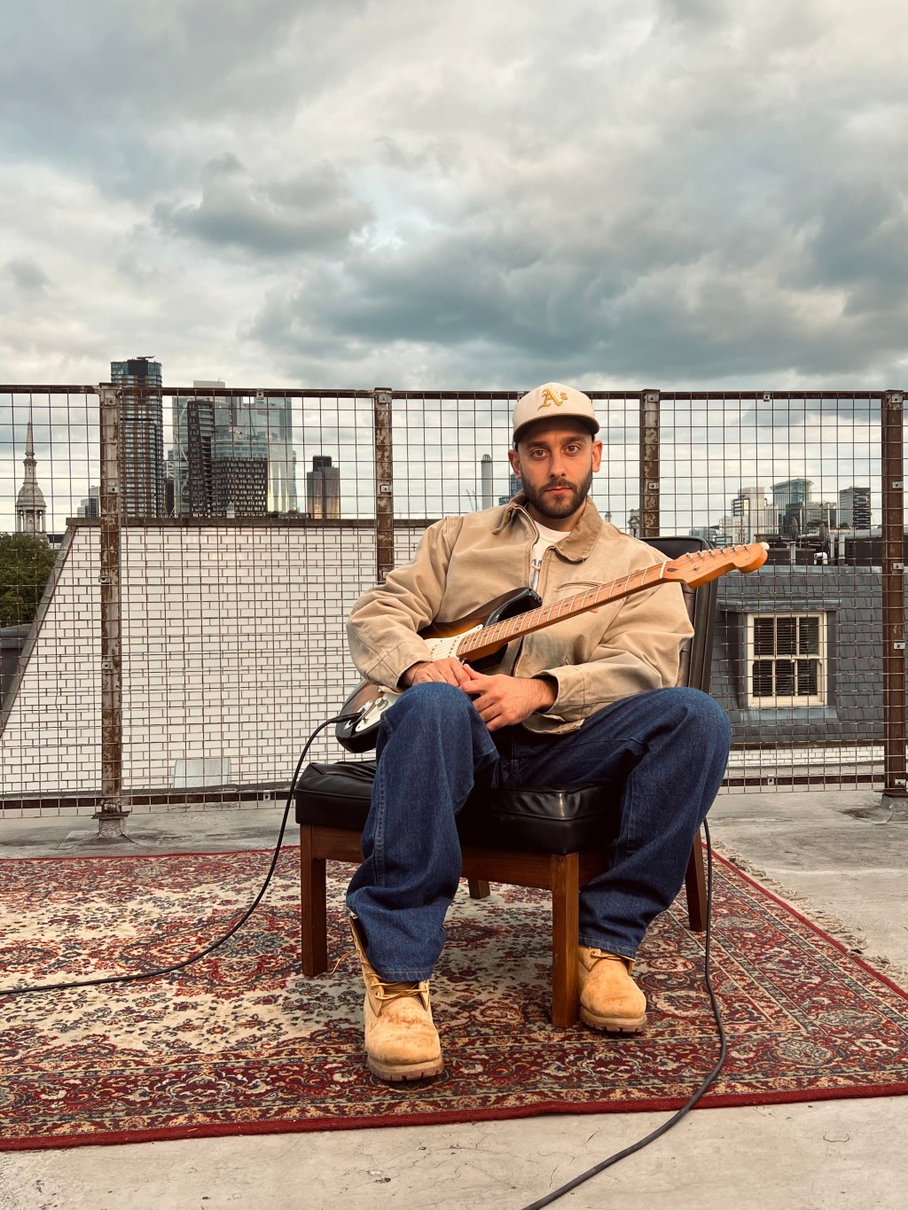 DATA GIRL’S RABBIT HOLE WITH GUITARIST GIOVANNI&nbsp;DOMINICI